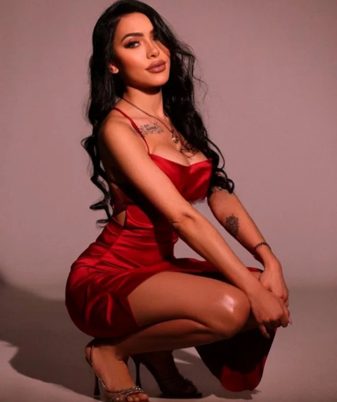 Nomira