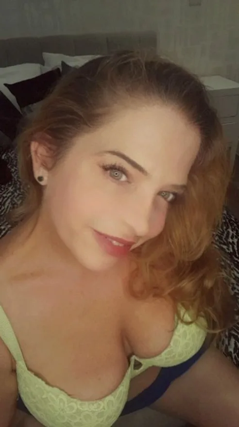 Eva Paradise