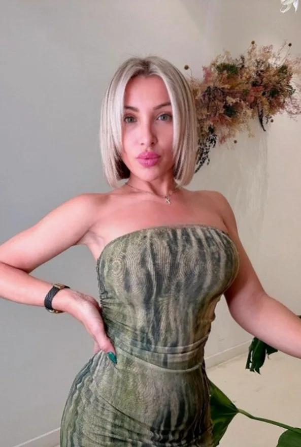 Claudia Ax