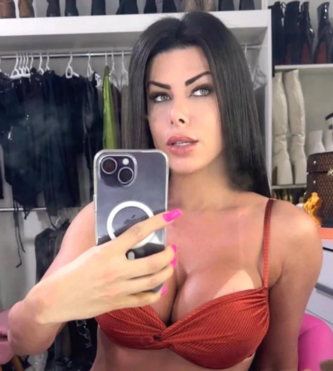 Paola