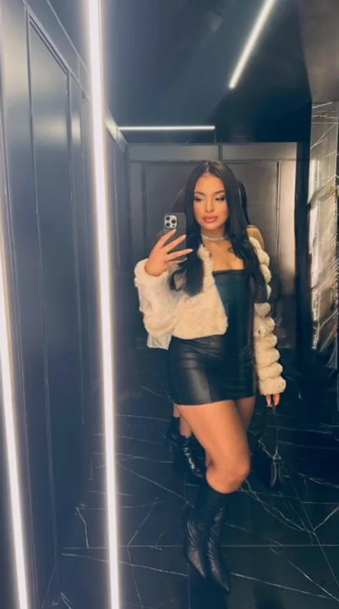 Bella