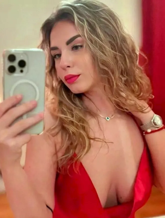 Bella