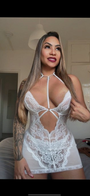 Nina Dellix